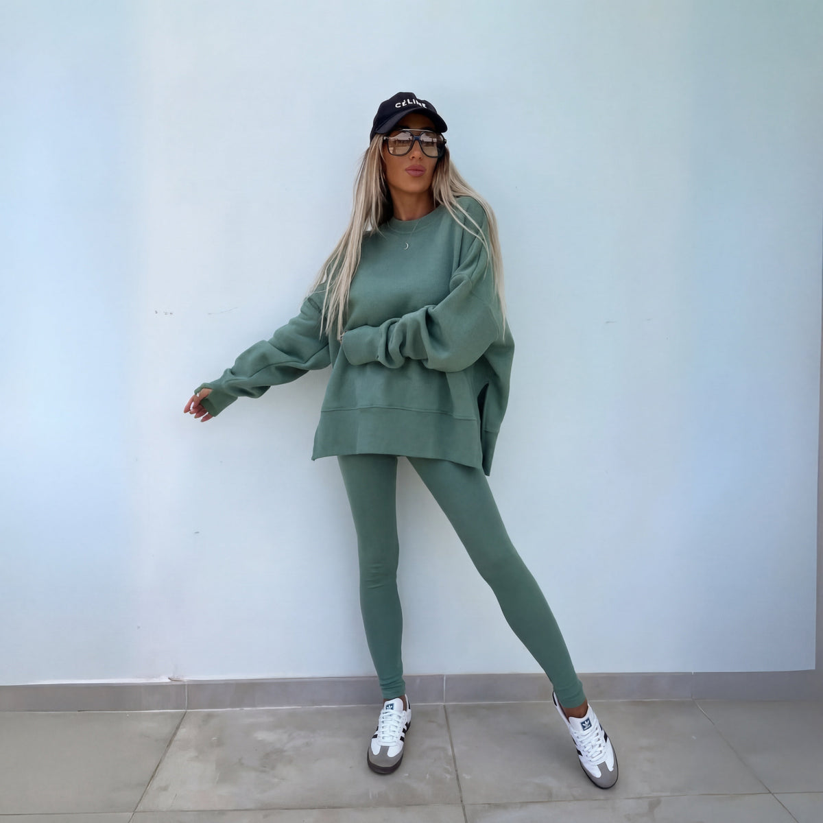 Abril | Completo Felpa Senza Cappuccio Donna Oversize Leggings